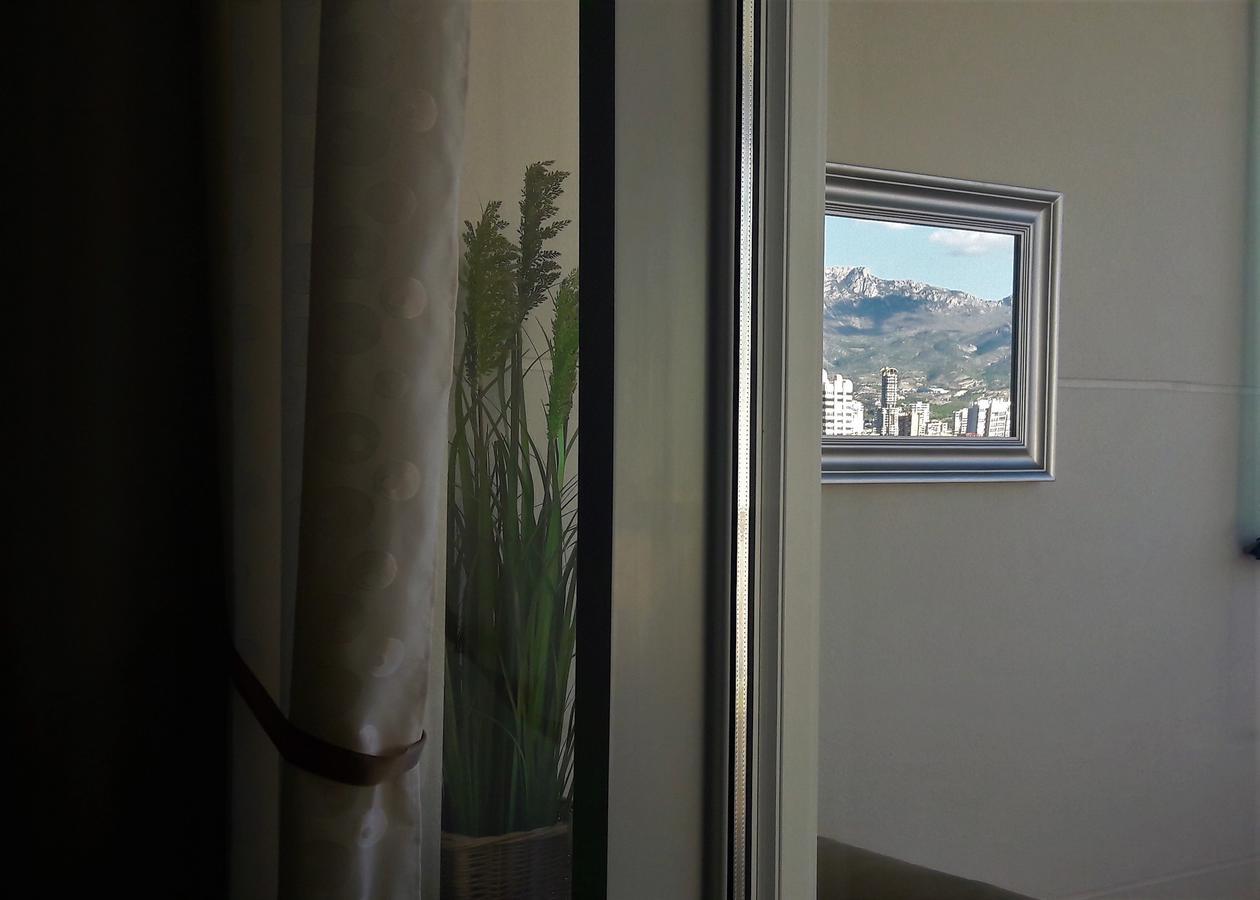 Gemelos Primera Linea Apartment Benidorm Bagian luar foto