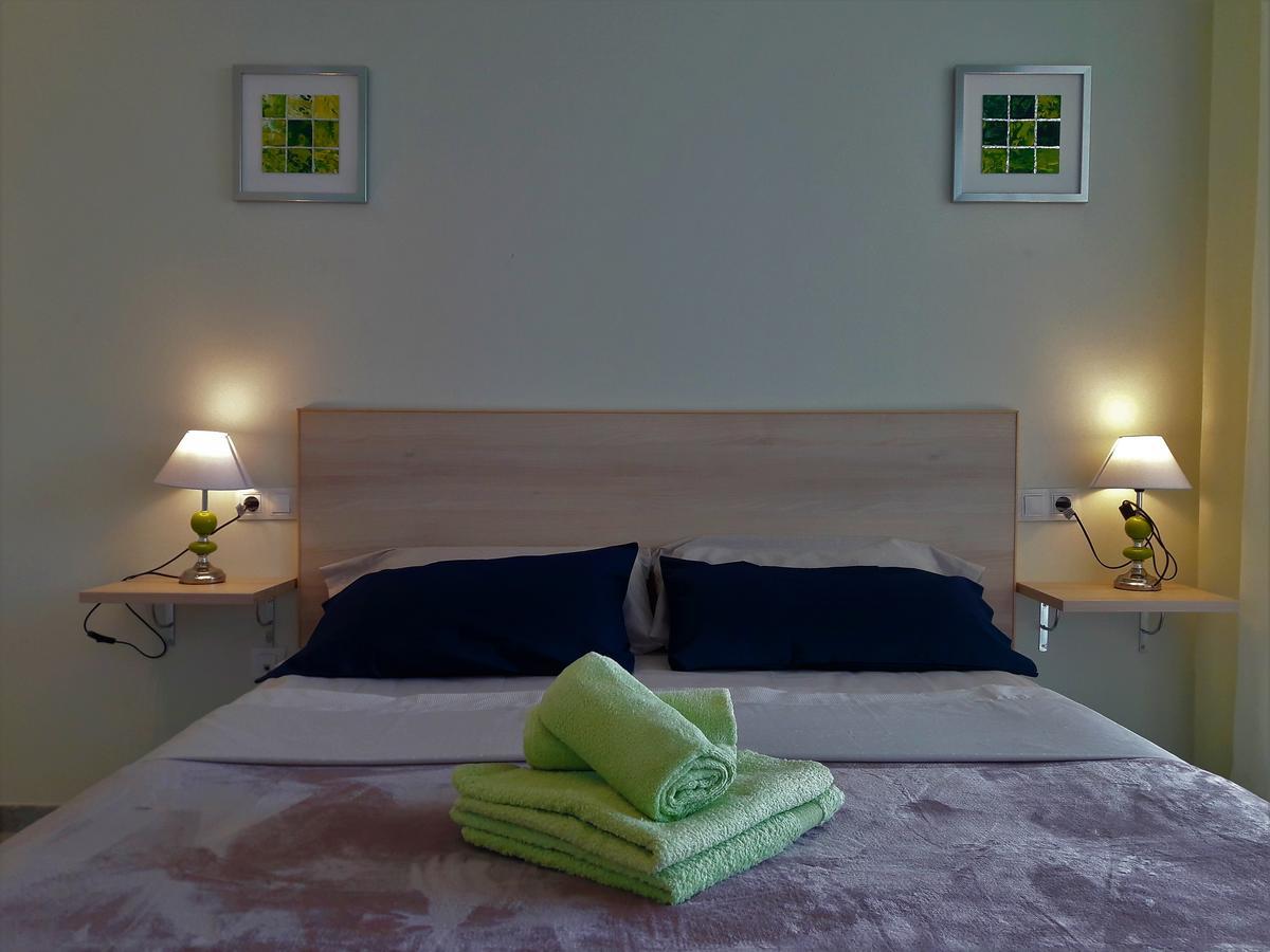 Gemelos Primera Linea Apartment Benidorm Bagian luar foto