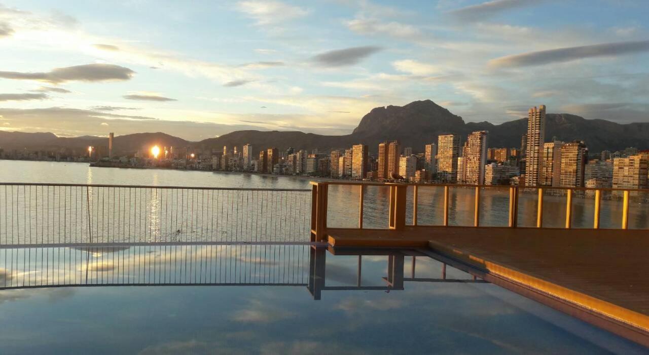 Gemelos Primera Linea Apartment Benidorm Bagian luar foto